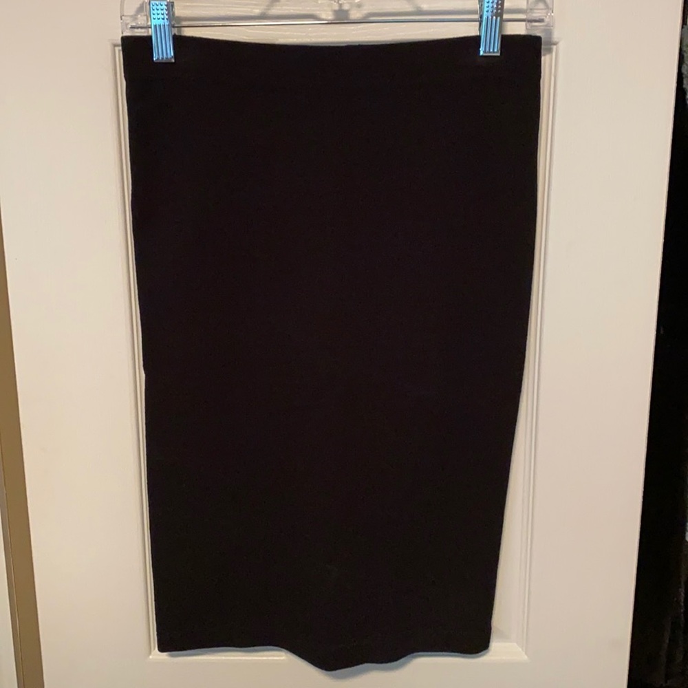 Vince boucle knit pencil skirt. Black. Xs.